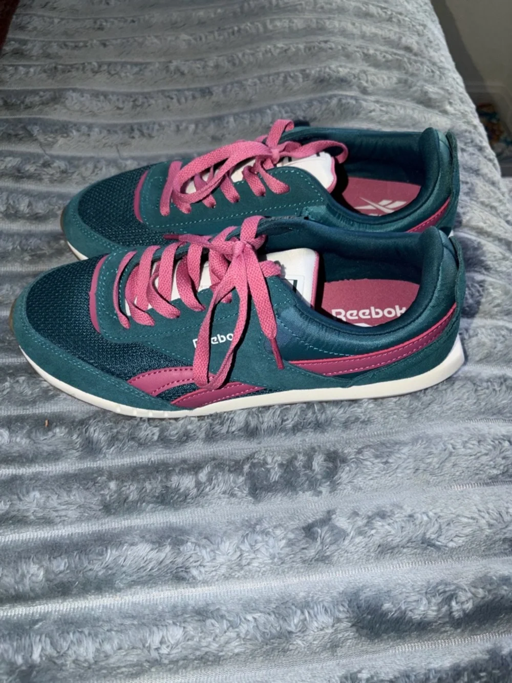 Reebok Women Teal and Pink Athletic Sneakers - Picture 2 of 7